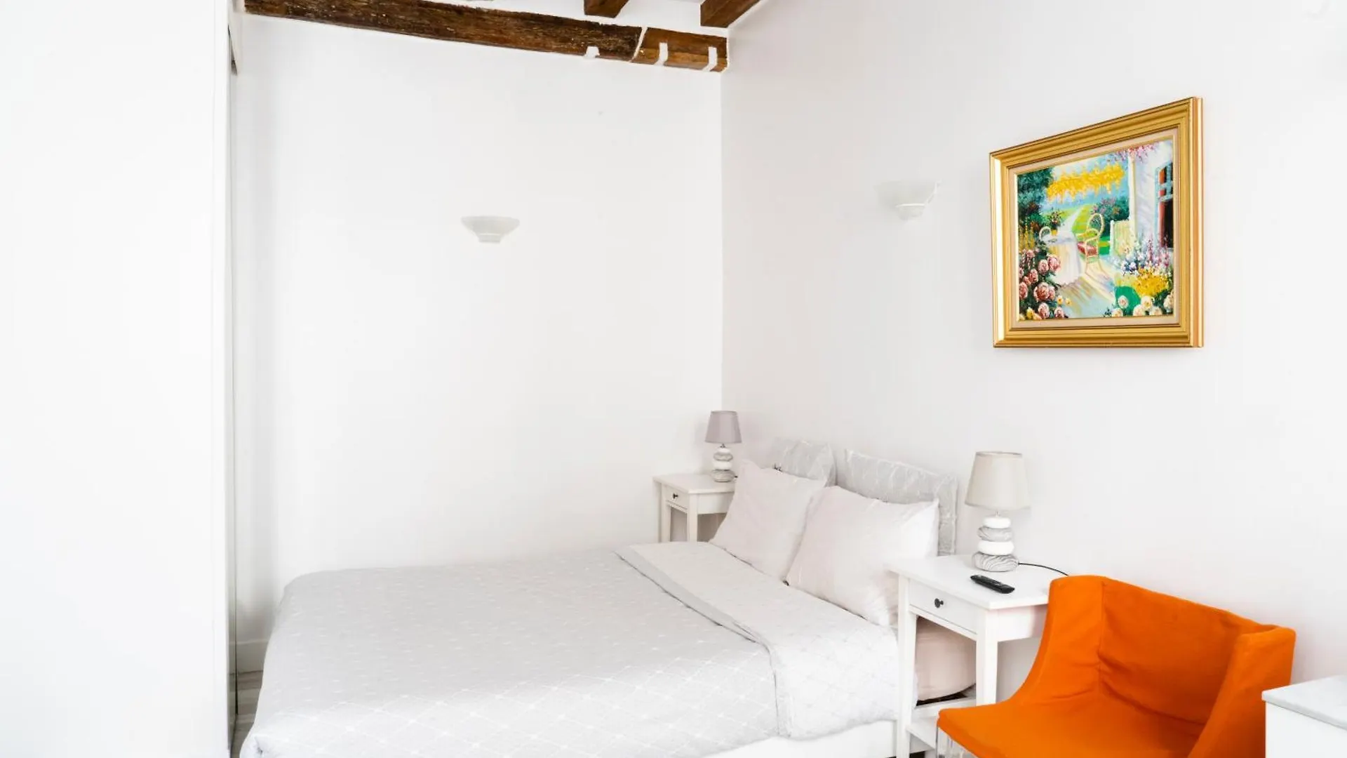Le 64 Rue Chapon Apartment Paris
